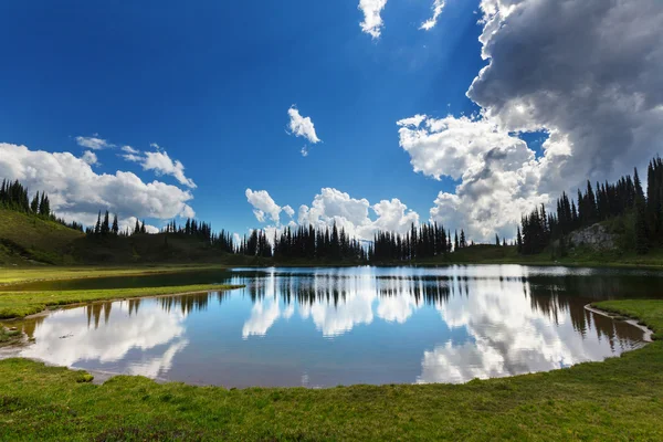 Lago de imagens nos EUA — Fotografia de Stock