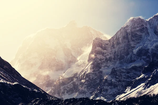 Vista panoramica della vetta di Jannu — Foto Stock