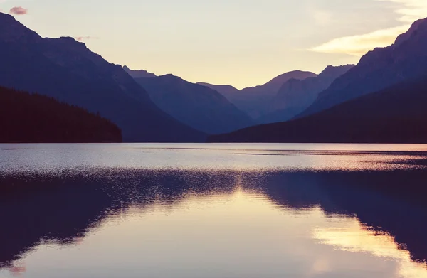 美しいボウ湖 — ストック写真