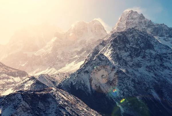 Malerischer Blick auf die Berge — Stockfoto