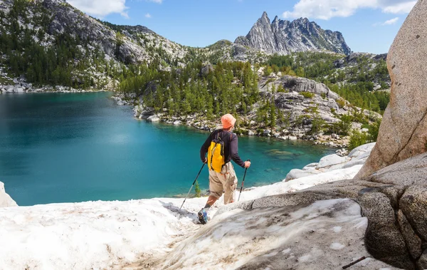 Hermosa zona salvaje de lagos alpinos —  Fotos de Stock