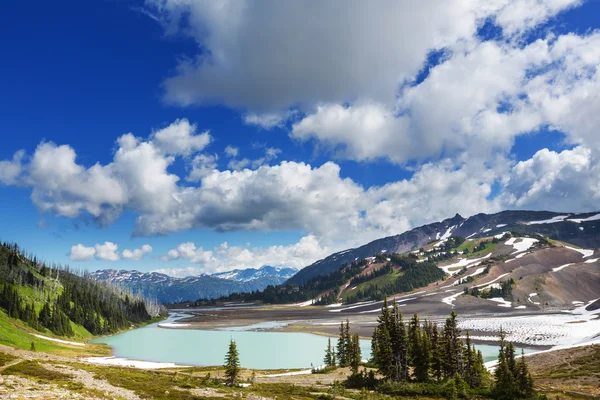 Krásné jezero Garibaldi — Stock fotografie