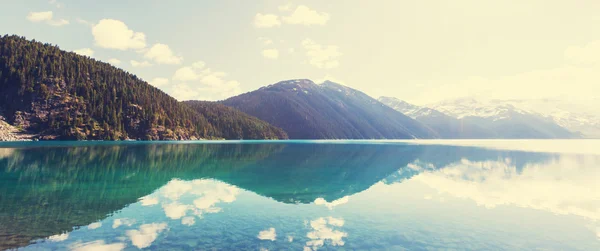 Krásné jezero Garibaldi — Stock fotografie