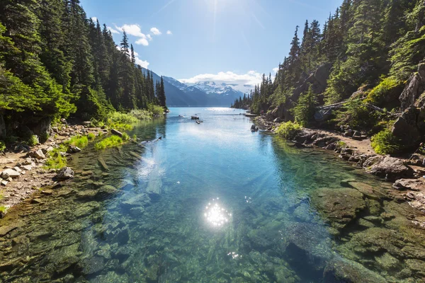 Krásné jezero Garibaldi — Stock fotografie