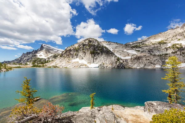 Schöne alpine Seen Wildnisgebiet — Stockfoto