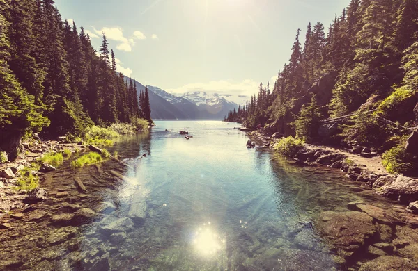 Krásné jezero Garibaldi — Stock fotografie