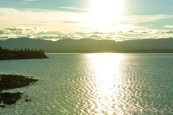 Bellissimo lago in Canada — Foto Stock