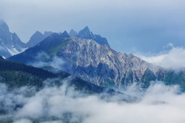 Alaska'da güzel dağlar — Stok fotoğraf