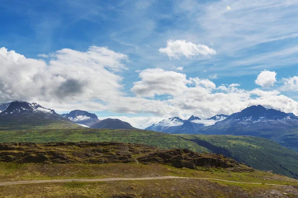 Vackra bergen i Alaska — Stockfoto