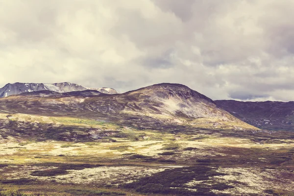 Picturesque Canadian mountains — Stock Photo, Image