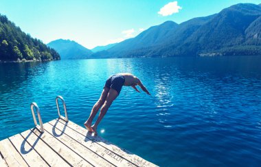 Mutluluk adam olarak atlama