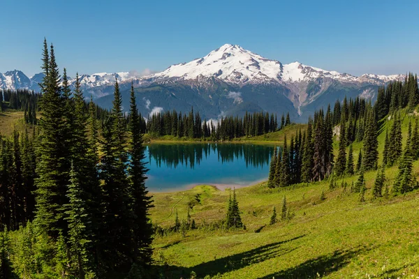 Glacier peak, Washington, Stany Zjednoczone Ameryki — Zdjęcie stockowe