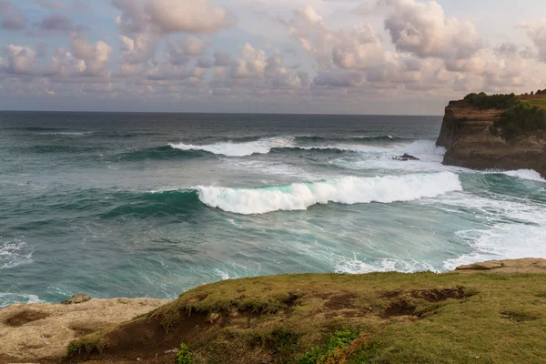 Indian ocean Klayar beach