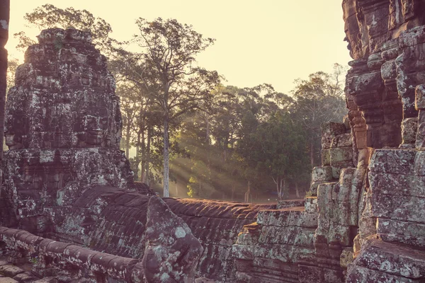 Khmer cultuur tempel van Bayon — Stockfoto