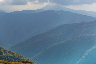 Karpatya dağlarında güzel doğal manzaralar