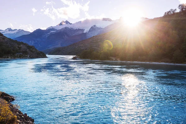 Gyönyörű Hegyek Táj Mentén Kavicsos Carretera Ausztrál Dél Patagónia Chile — Stock Fotó