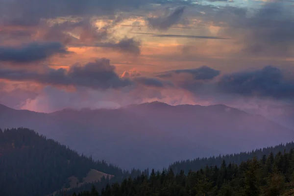 Krásné Přírodní Scenérie Karpat — Stock fotografie