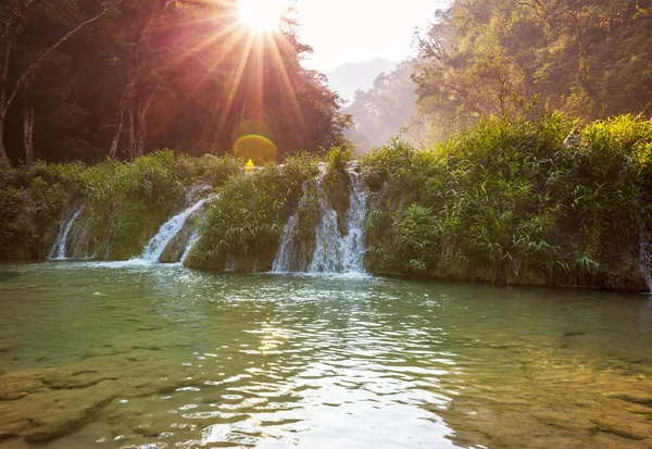 Krásné Přírodní Bazény Semuc Champey Lanquin Guatemala Střední Amerika — Stock fotografie