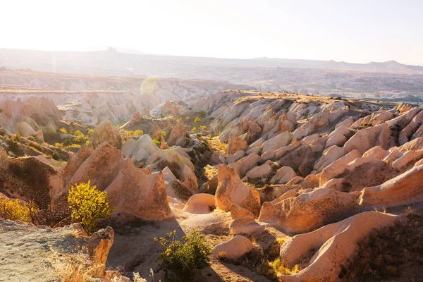 Türkiye 'nin ünlü Kapadokya kentinde alışılmadık kaya oluşumu