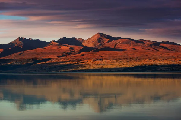 Удивительные Природные Ландшафты Новой Зеландии Горное Озеро — стоковое фото