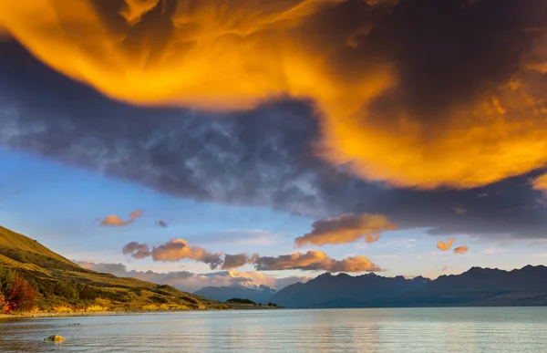 壮观的新西兰奥拉基山库克景观 — 图库照片