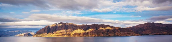 Удивительные Природные Ландшафты Новой Зеландии Горное Озеро — стоковое фото