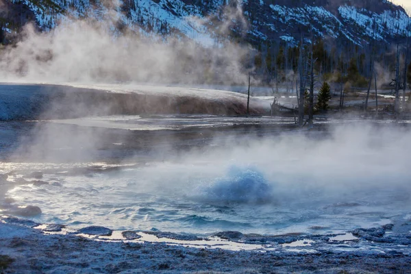 Inspirerande Naturlig Bakgrund Pooler Och Gejsrar Fält Yellowstone National Park — Stockfoto