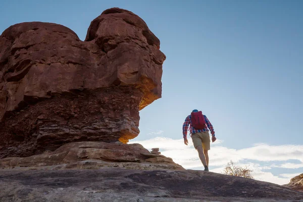 Caminhada Nas Montanhas Utah Caminhadas Paisagens Naturais Incomuns Formas Fantásticas — Fotografia de Stock