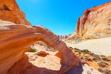 Fire State Park Vadisi, Nevada, ABD. Alışılmadık doğal manzaralar.