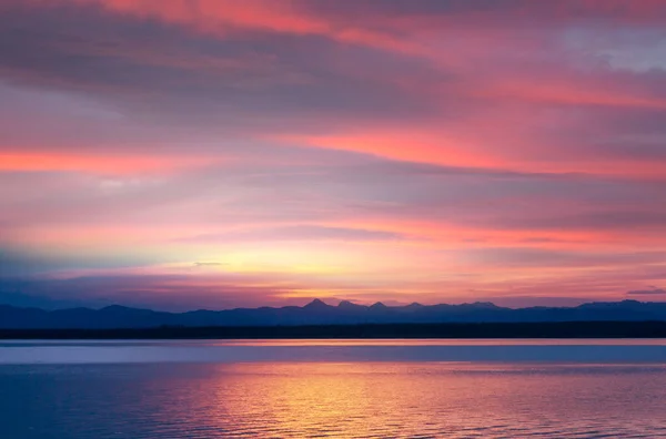 Zonsondergang Scène Het Meer Bij Zonsondergang Herfst Natuur Landschappen — Stockfoto