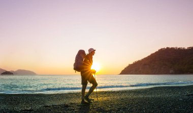 Türkiye dağlarındaki güzel doğa manzaraları. Lycian tarzı yürüyüşçüler arasında meşhurdur..
