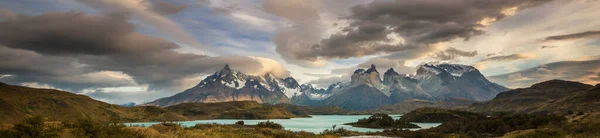Όμορφα Ορεινά Τοπία Στο Εθνικό Πάρκο Torres Del Paine Χιλή — Φωτογραφία Αρχείου
