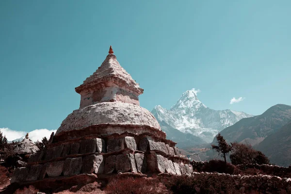 Buddhista Sztúpa Himalája Hegyeiben Nepálban — Stock Fotó