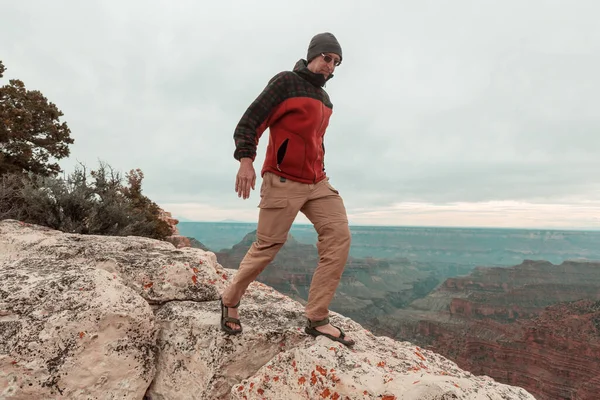 Reiziger Klif Bergen Grand Canyon National Park Arizona Usa Inspirerende — Stockfoto