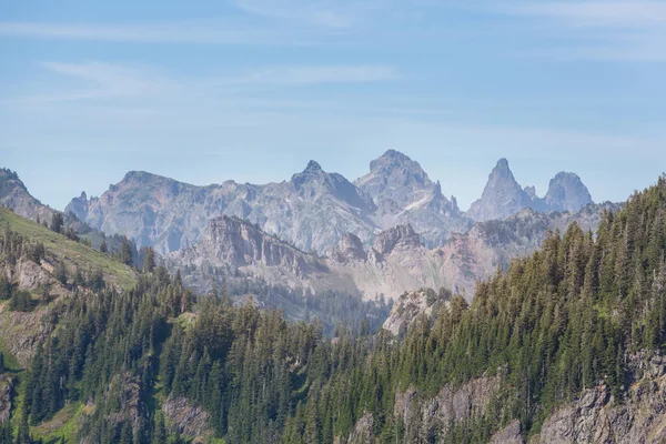 北カスケード山脈の美しい山のピーク ワシントン州 アメリカ — ストック写真