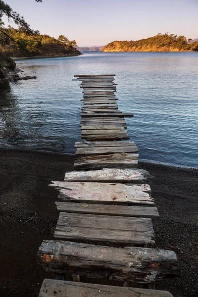 Προβλήτα Στη Λίμνη Την Αυγή — Φωτογραφία Αρχείου