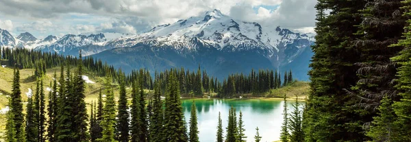 Bild See Und Glacier Peak Washington Usa — Stockfoto