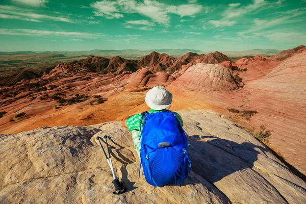 Kirándulás Utah Hegyekben Túrázás Szokatlan Természeti Tájak Fantasztikus Formák Homokkő — Stock Fotó