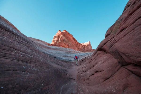 Caminhada Nas Montanhas Utah Caminhadas Paisagens Naturais Incomuns Formas Fantásticas — Fotografia de Stock