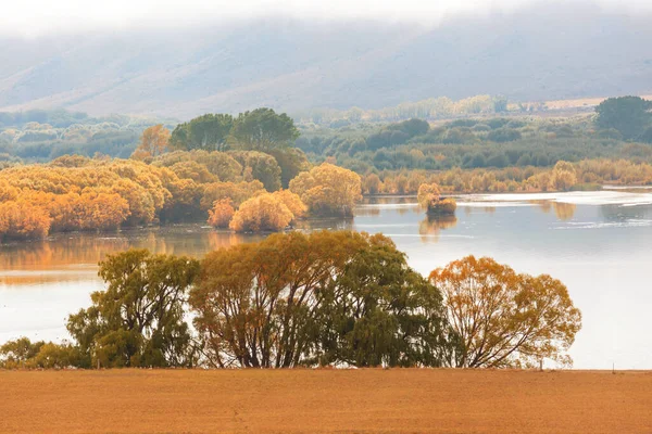 Bellissimo Lago Autunno Stagione — Foto Stock