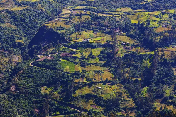 Campos Nas Montanhas Bolivianas — Fotografia de Stock