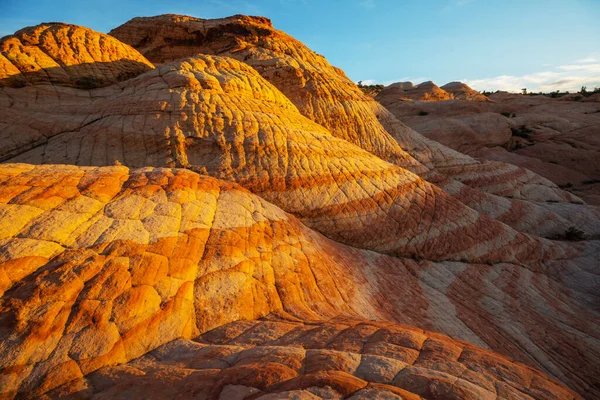 Utah, ABD 'de kumtaşı oluşumları. Güzel Alışılmadık manzaralar.