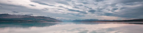 Yeni Zelanda Daki Inanılmaz Doğal Manzaralar Dağlar Göl — Stok fotoğraf