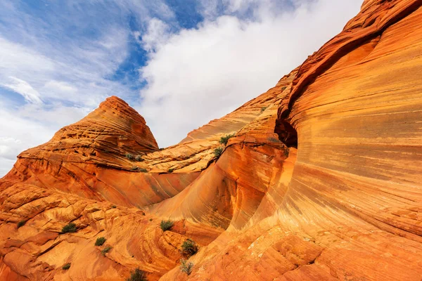 Utah, ABD 'de kumtaşı oluşumları. Güzel Alışılmadık manzaralar.