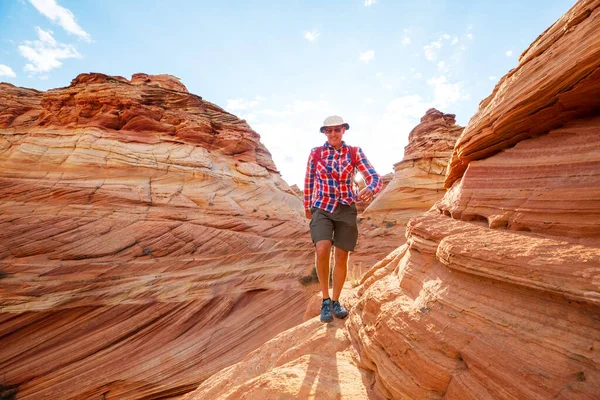 Kirándulás Utah Hegyekben Túrázás Szokatlan Természeti Tájak Fantasztikus Formák Homokkő — Stock Fotó