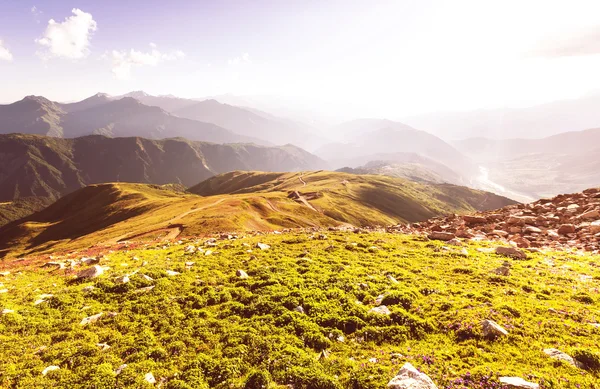 ภูเขา Caucasus — ภาพถ่ายสต็อก