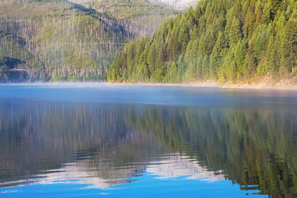 Bergsee — Stockfoto