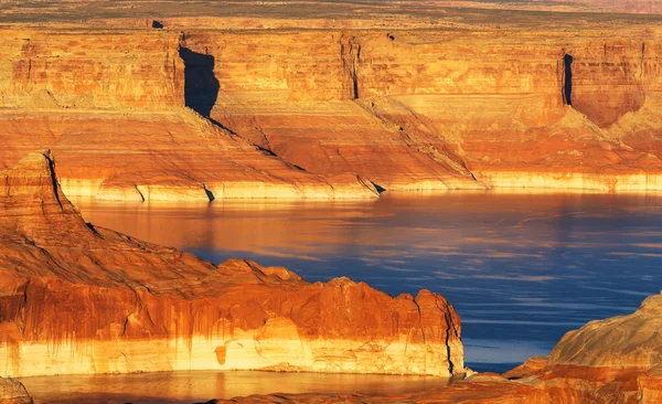 Powell lake — Stock Photo, Image