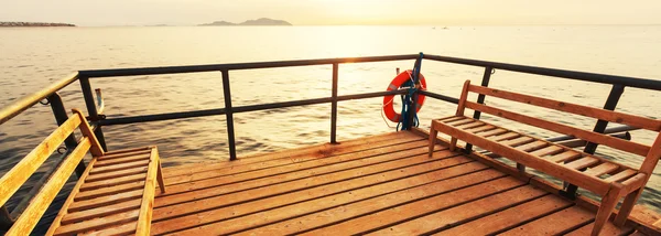 Strandpromenaden på stranden — Stockfoto