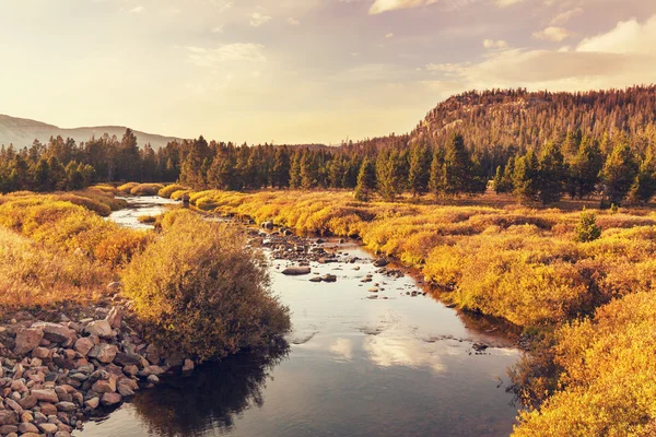 Herbst in den Bergen — Stockfoto